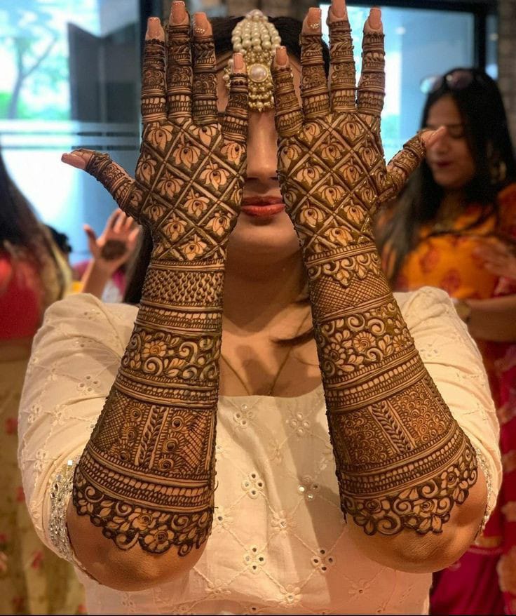 Best Bridal Mehndi Design Images