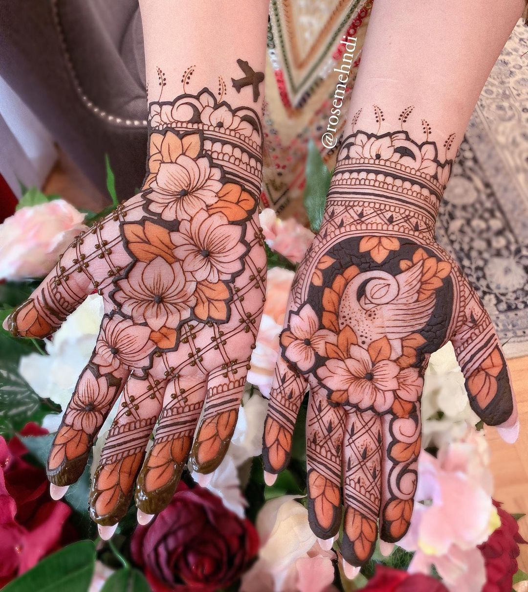 Famous mehandi artist Greater Noida NCR