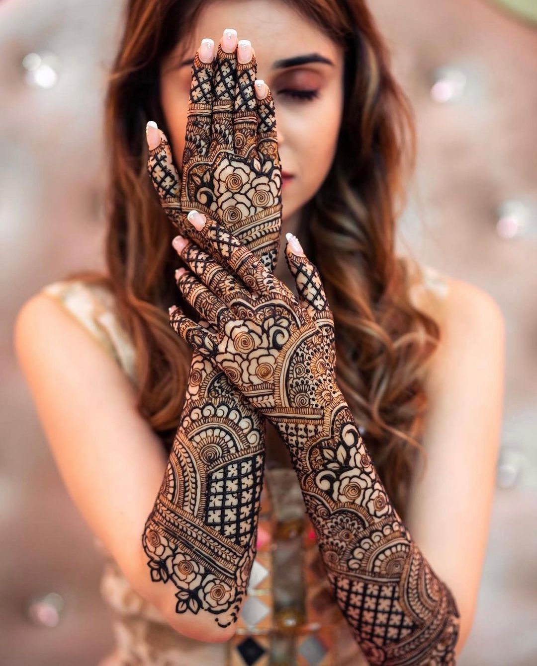 Famous mehandi artist Greater Noida NCR