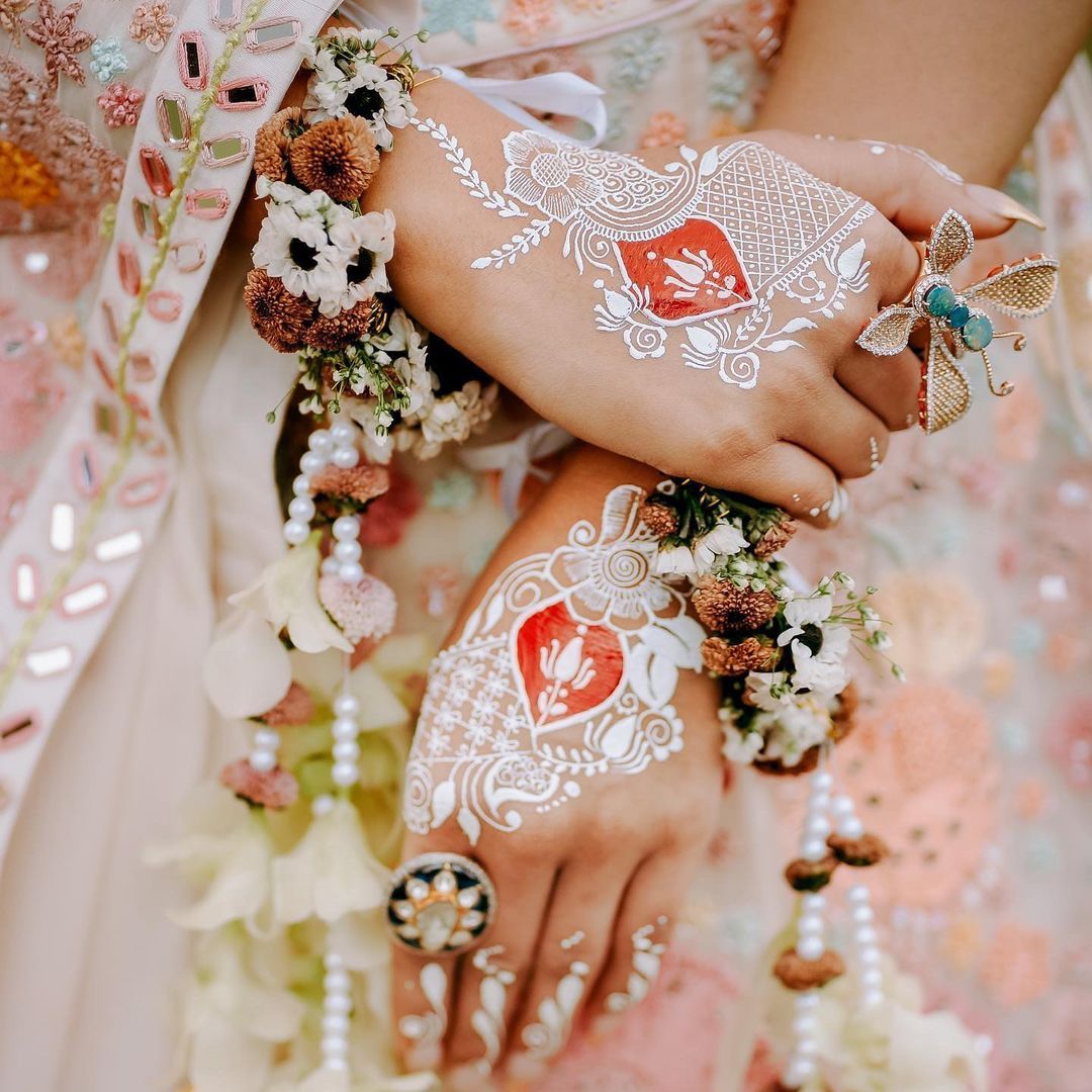 Famous mehandi artist Greater Noida NCR