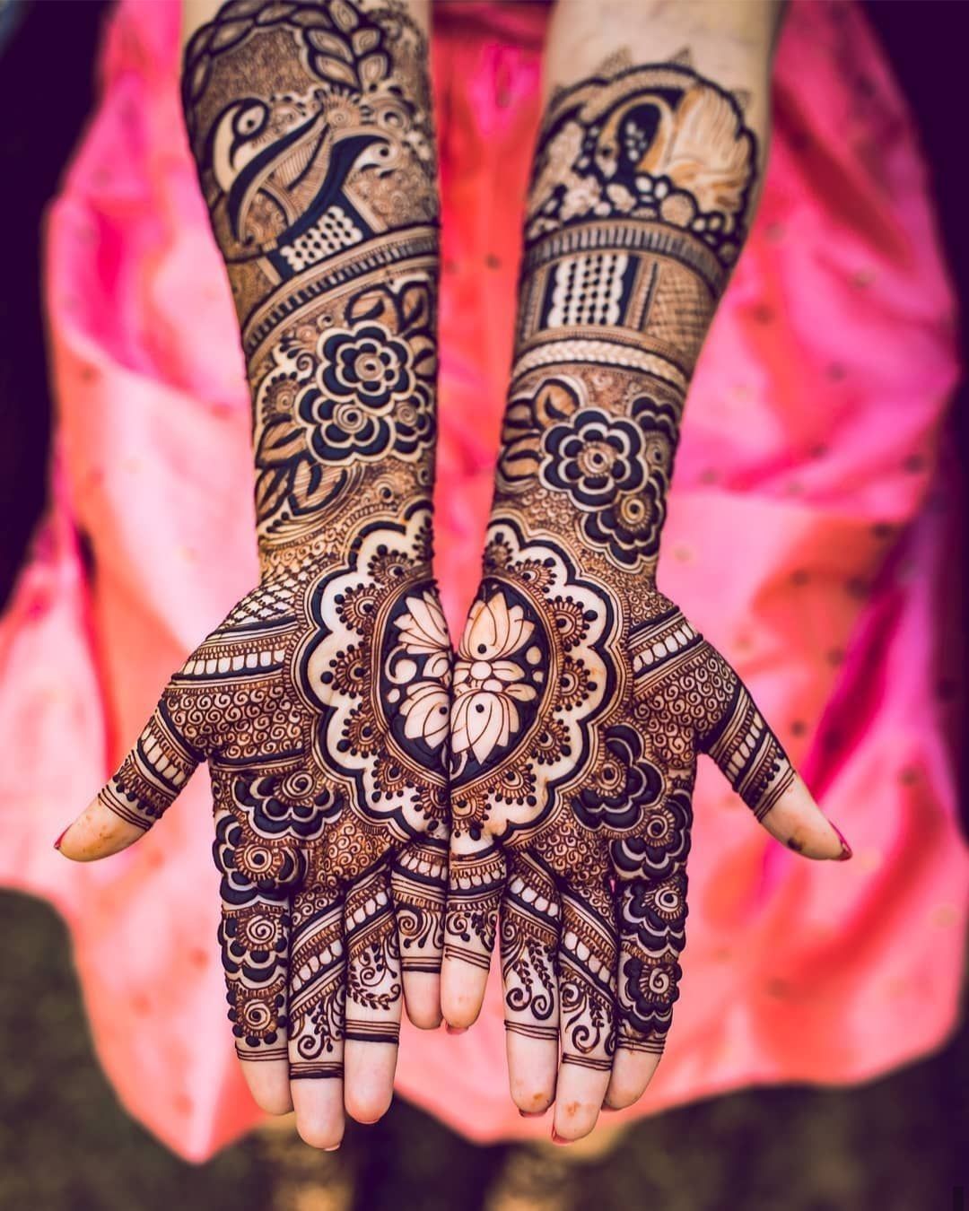 Famous mehandi artist Greater Noida NCR
