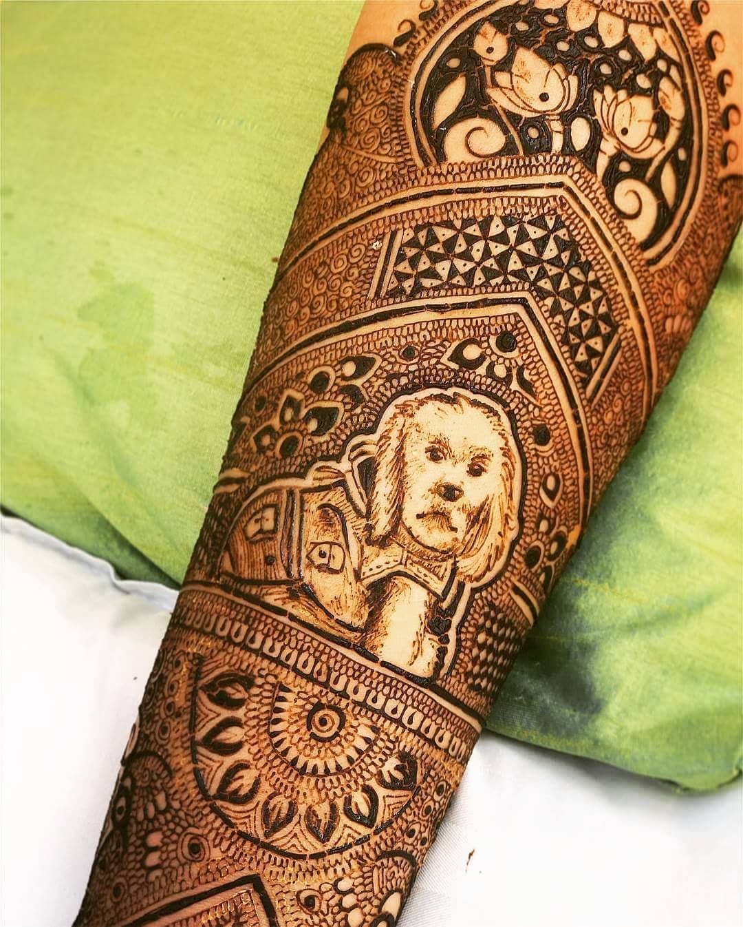 Famous mehandi artist Greater Noida NCR