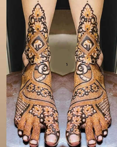 Best Foot Mehandi artist in Greater Noida