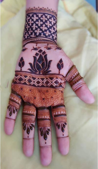 Anand Jaipure Mehandi Art
