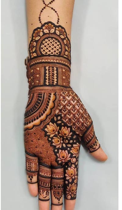Anand Jaipure Mehandi Art