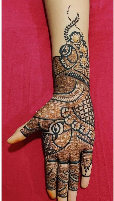 Anand Jaipure Mehandi Art