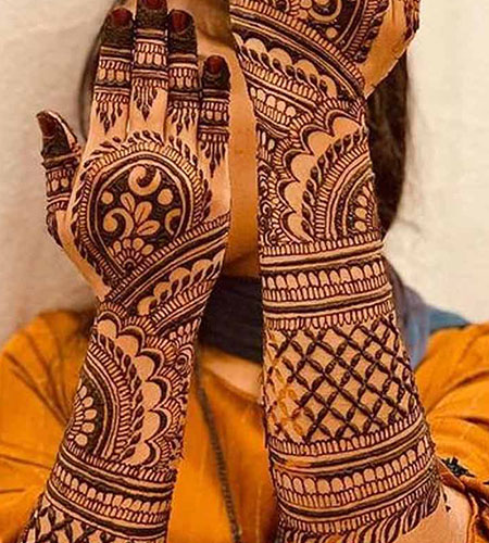 Karwa Chauth Mehandi Artst in Greater Noida